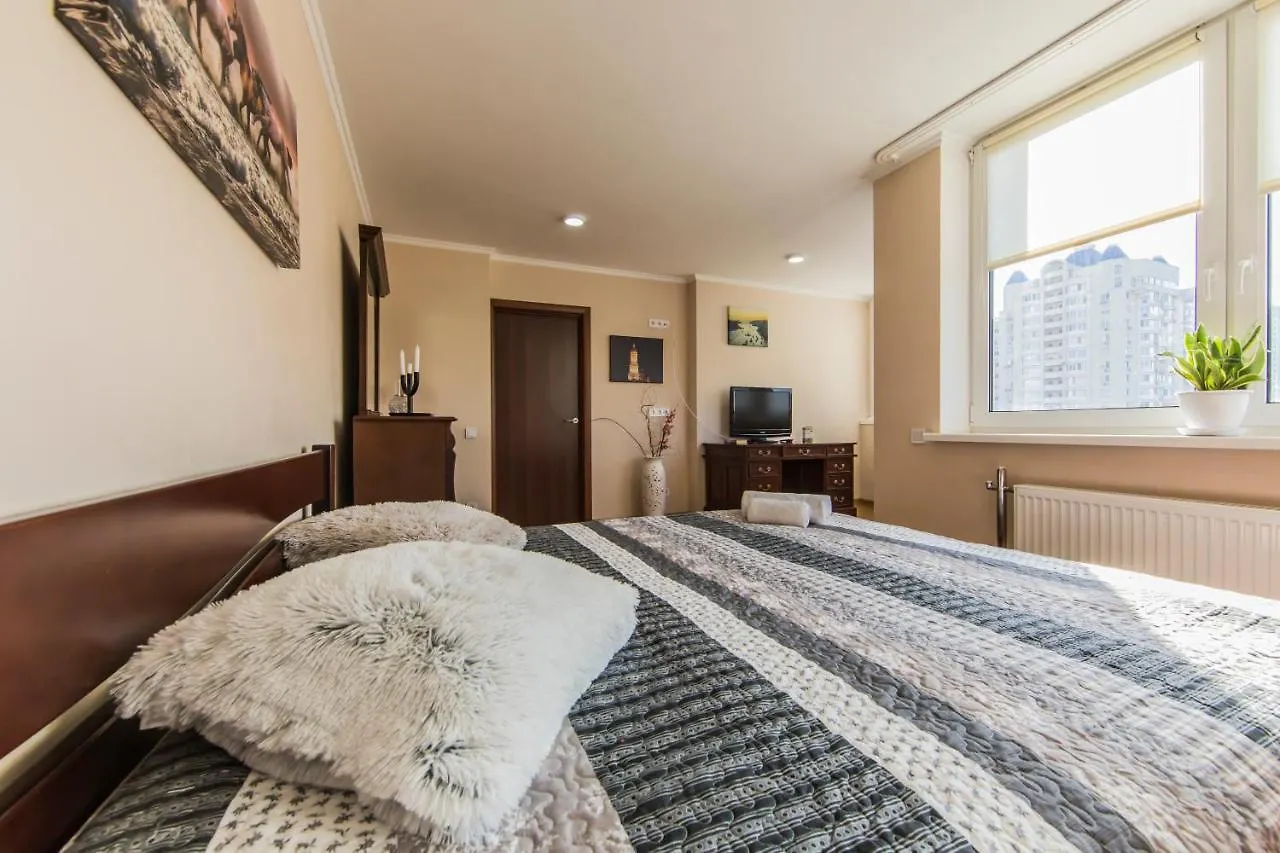 Super Comfort Flat For You Near The Metro. Kiev Ukrayna